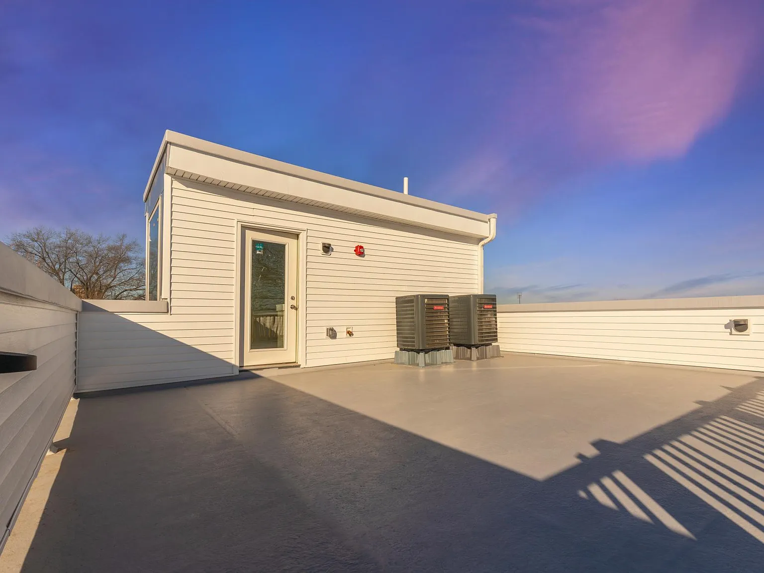 438 Wiota St — Photo 4