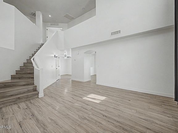 5th image of 15936 W CENTRAL Street