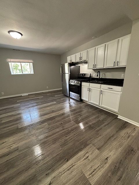 1st image of 14424 Morse St #K