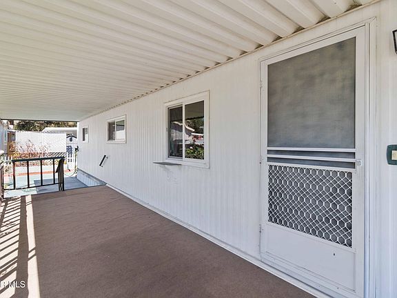 5th image of 195 Tierra Rejada Rd Unit 197
