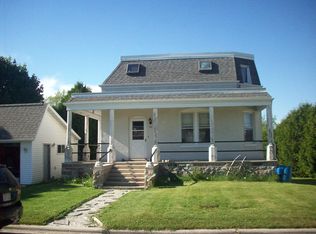 204 E Birch St, Saint Nazianz, WI 54232