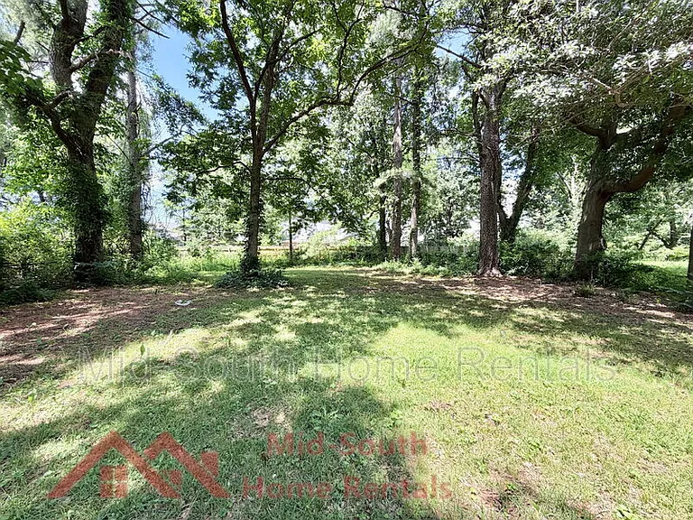 3040 S Edgeware Rd — Photo 22