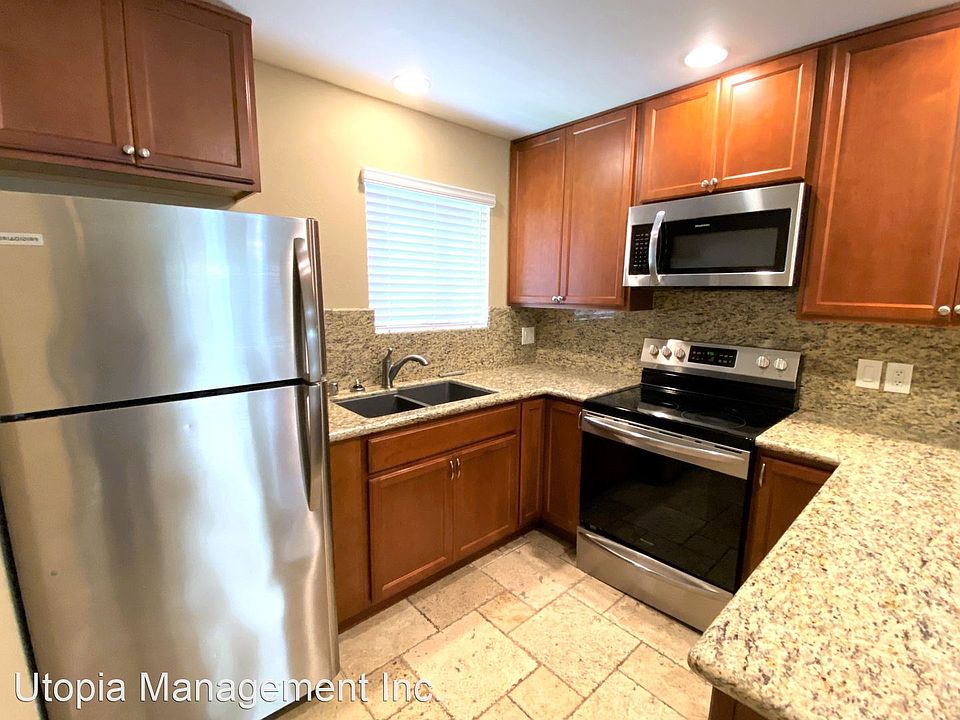 1st image of 421 S Mollison Ave #6531020