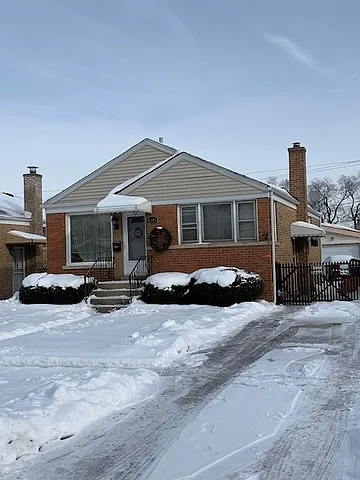 3507 Ernst St photo 1