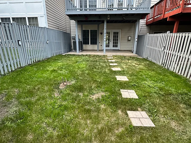 42751 Falls View Sq — Photo 20