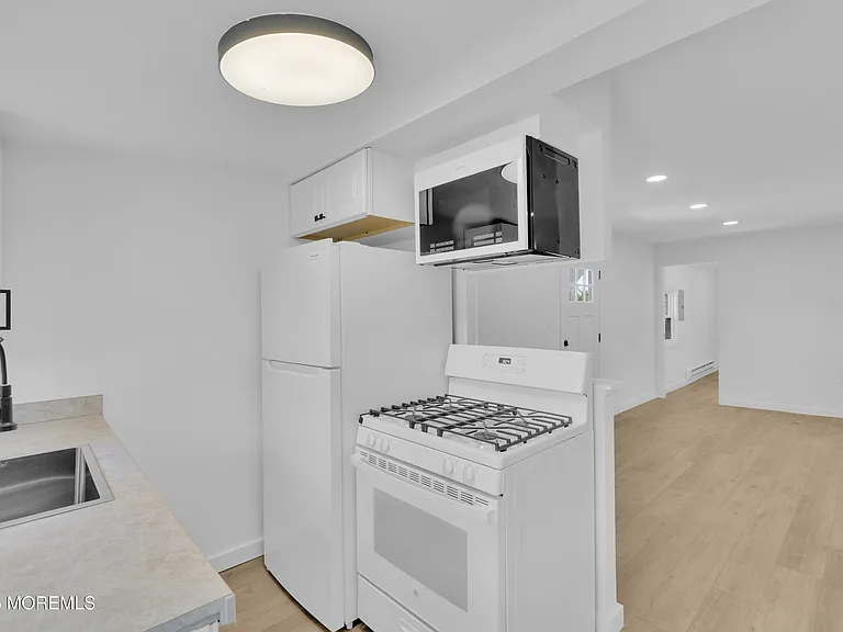 61 Gladney Ave — Photo 4