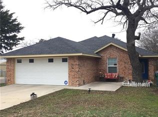 1401 Stevens St, Bridgeport, TX 76426