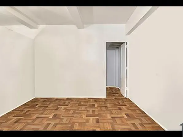 1579 Metropolitan Ave, Bronx, NY