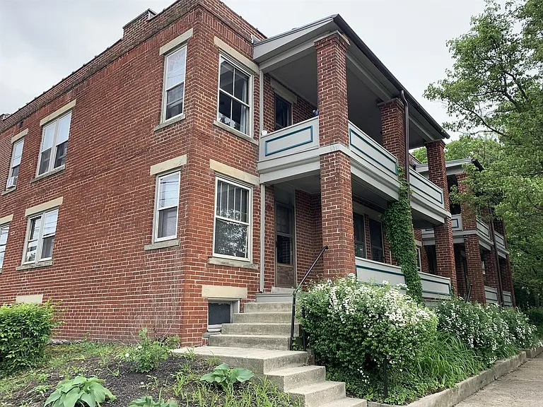952 Hamlet St #952.5 — Photo 1