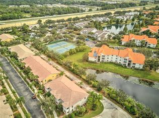 5968 Madrano Dr, Sarasota, FL 34232