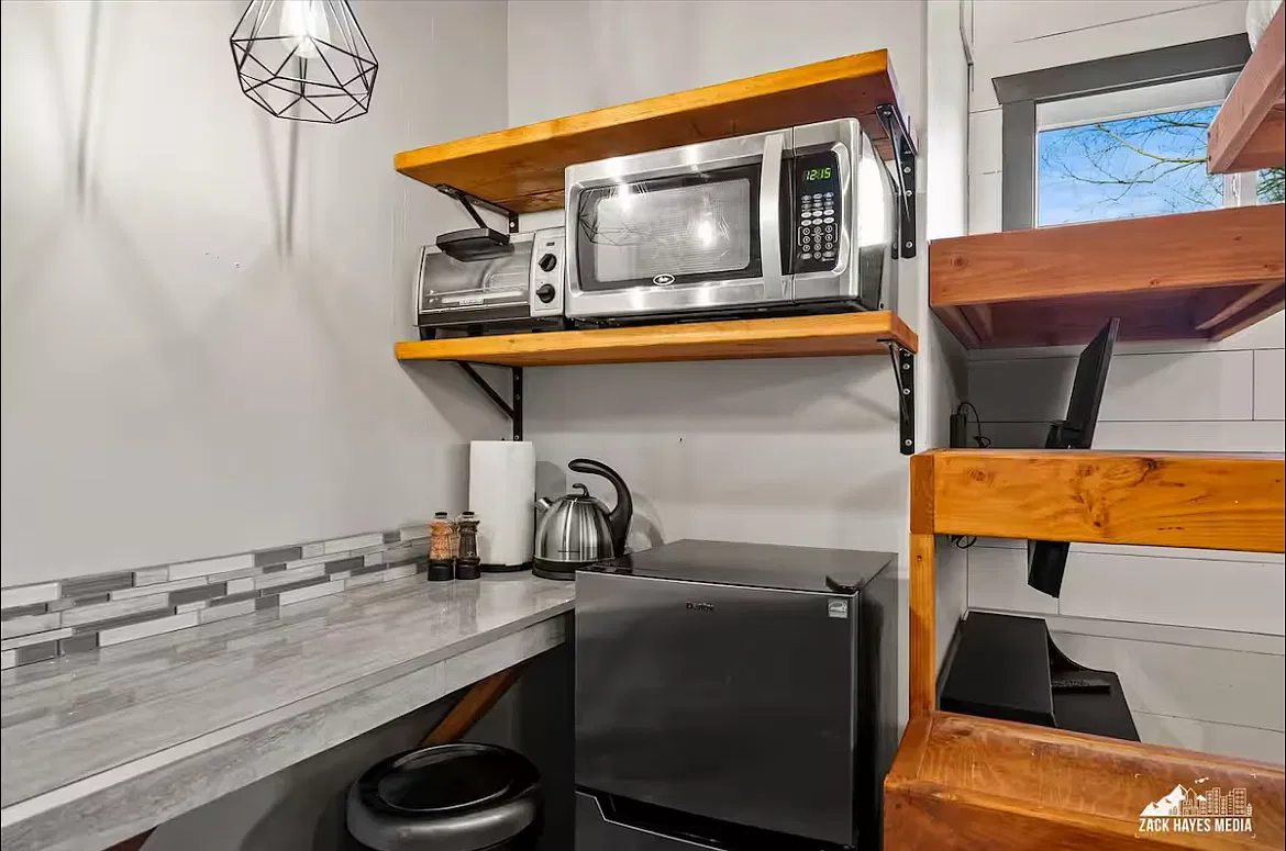 1 bed, 650 sqft, $1,500 — Photo 4