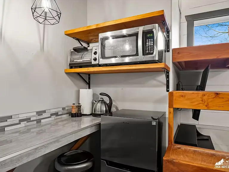 3921 E 65th Ave #1 — Photo 4