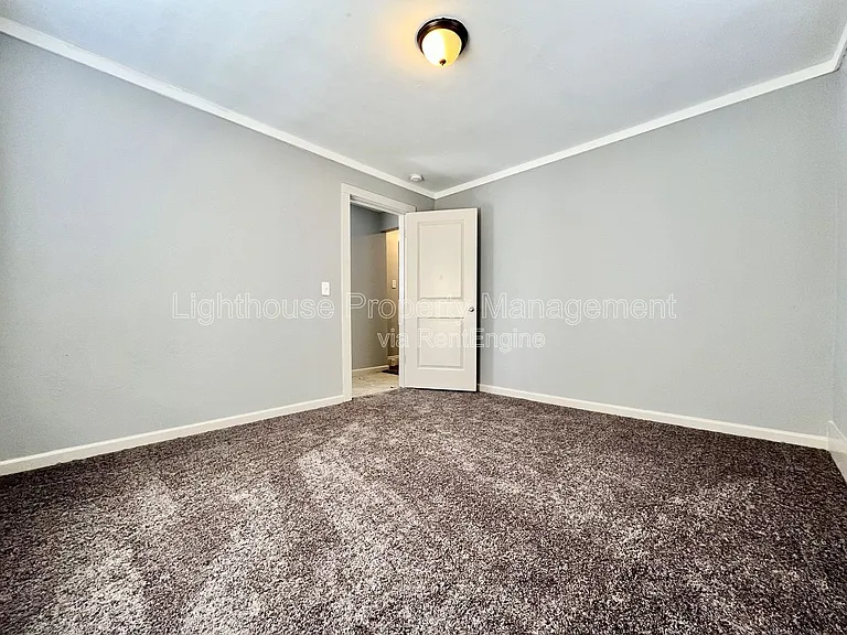 81 Delaware Ave #2 — Photo 11