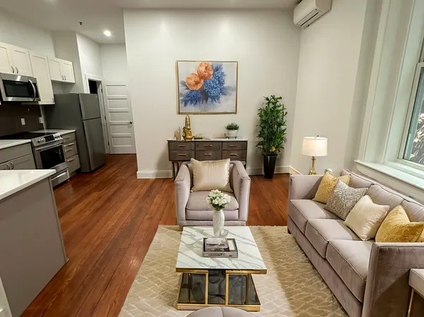 4 Elliot St #3, Brattleboro, VT 05301