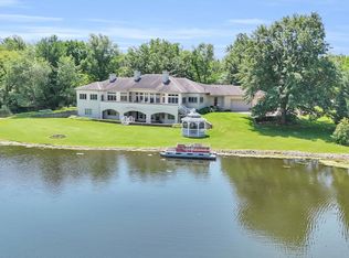 401 M County Rd #2425, Mahomet, IL