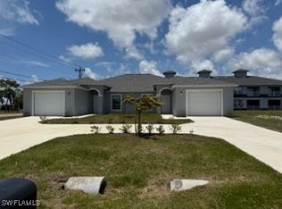 747 SW 9th St, Cape Coral, FL 33991