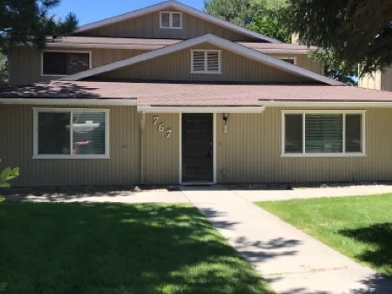 767 Meadows Dr #1 — Photo 1