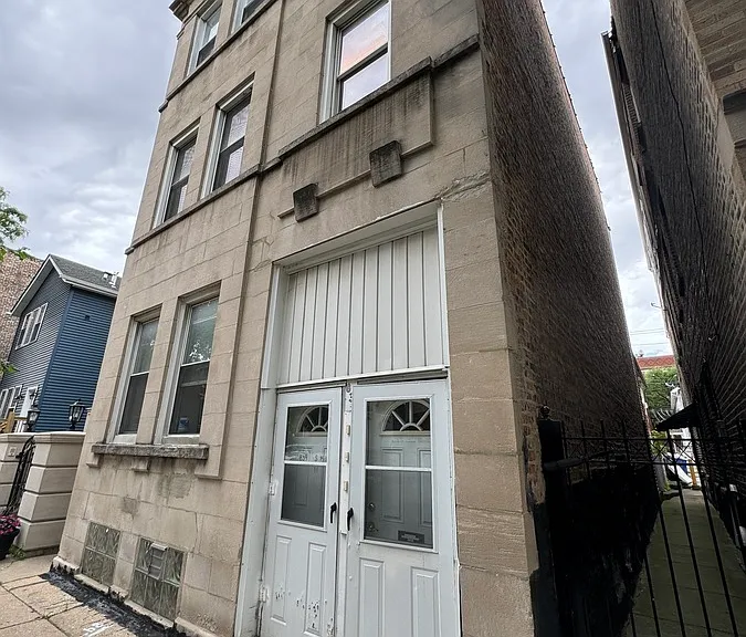 834 S Miller St #1F — Photo 1