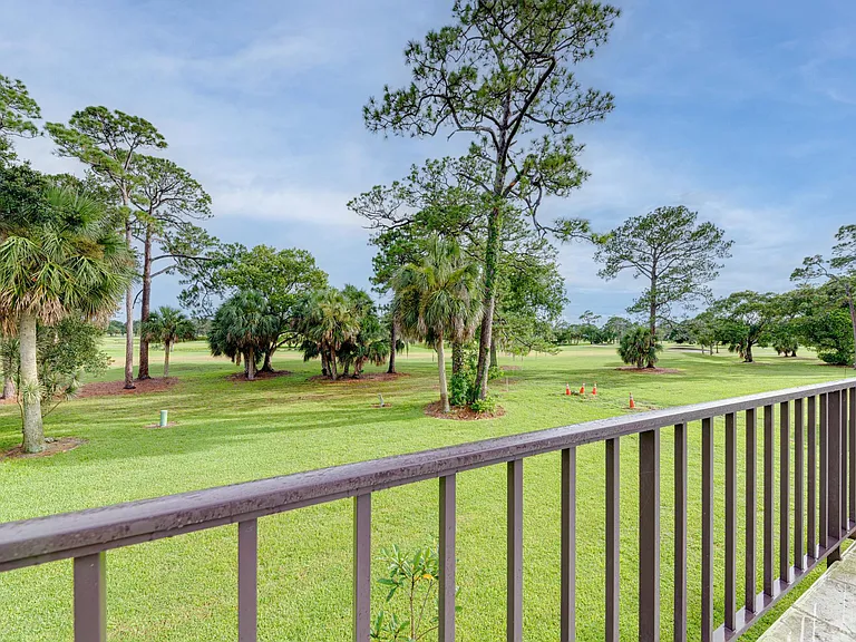 1241 Saint Andrews Dr — Photo 30