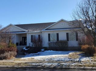 590 S 800 E, River Heights, UT 84321