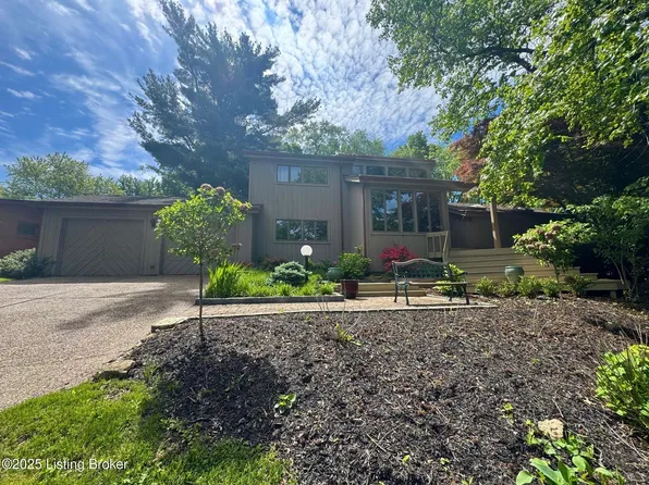 1214 Park Hills Dr, Louisville, KY 40207