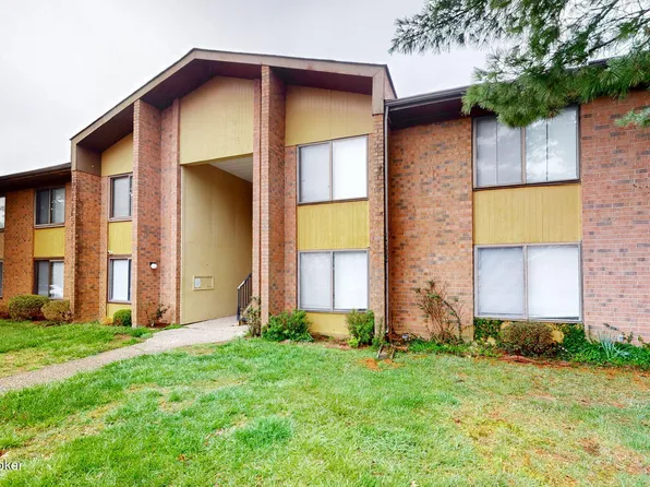 7090 Wildwood Cir APT 33, Louisville, KY 40291