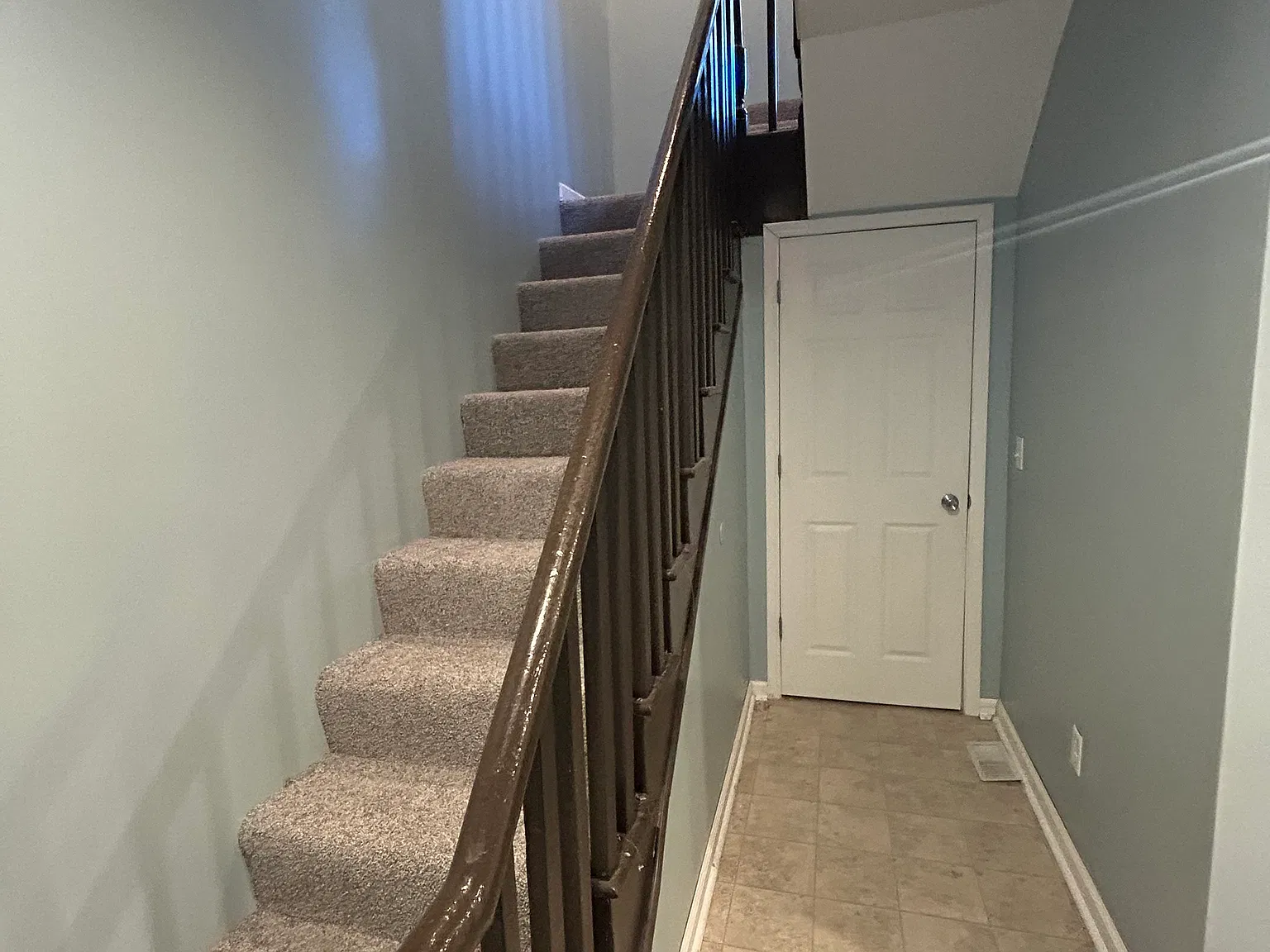 3 bed, 1175 sqft, $1,300 — Photo 2