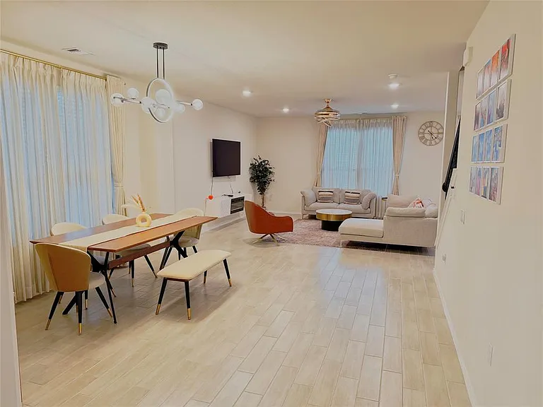 6724 Ellsworth Walk — Photo 10