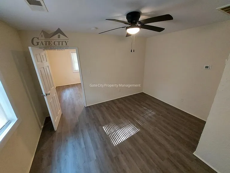 1513 Wendell Ave #A — Photo 7