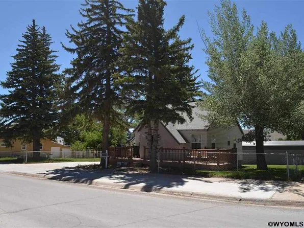 1120 W Maple St, Rawlins, WY 82301
