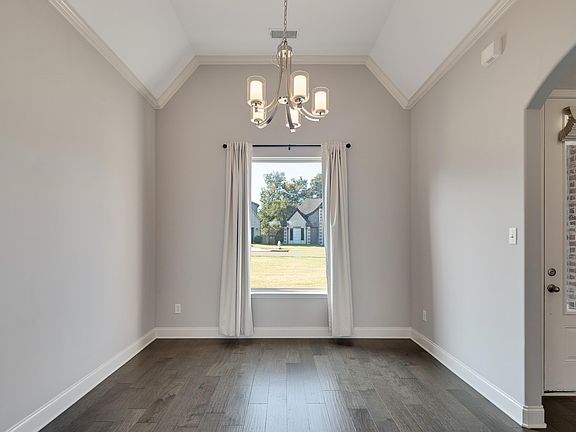 5th image of 8472 Butterfly View Ln