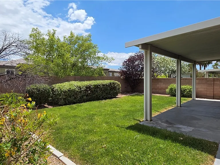 3358 Hillside Garden Dr — Photo 42