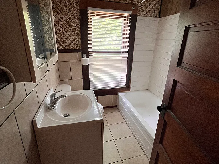 921 Crescent Ave #1/2 — Photo 5
