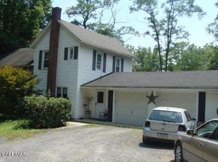308 Althea Ln, East Stroudsburg, PA 18301