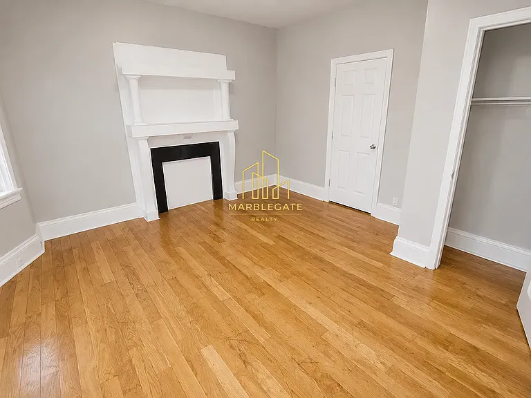 342 Irvine Turner Blvd #11F — Photo 3