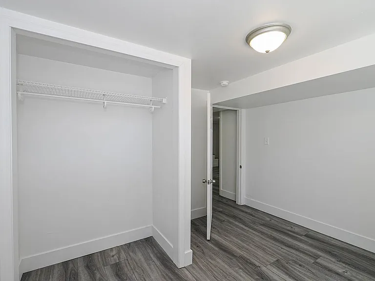 650 W 1000 N — Photo 25