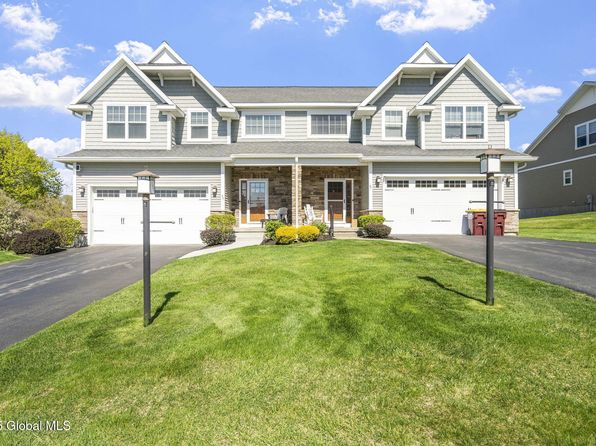 45 Lorenzo Drive, Troy, NY 12180