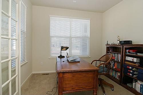 Den / Study 