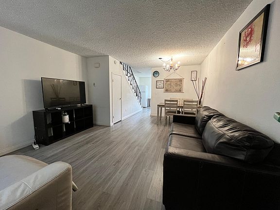 3rd image of 8052 Camino Huerta