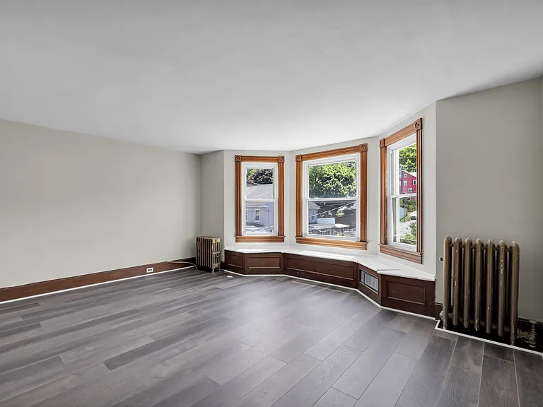 265-267 E Bertsch St #4 — Photo 12
