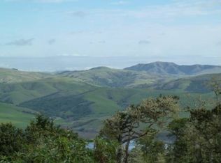 55 Roberts Rd, Inverness, CA 94937