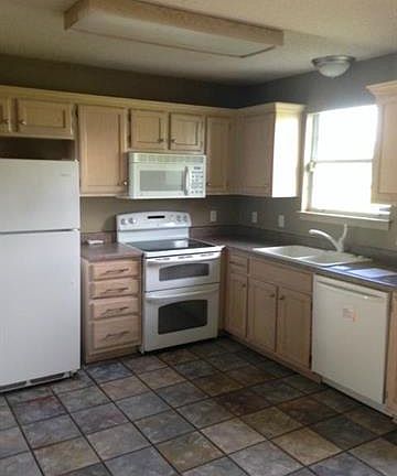 4th image of 5607 NE Moonlight Meadow Ct