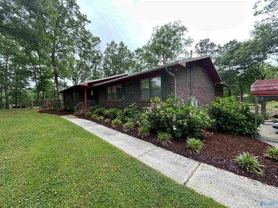 210 Aqua Vista Dr E, Gadsden, AL, 35901