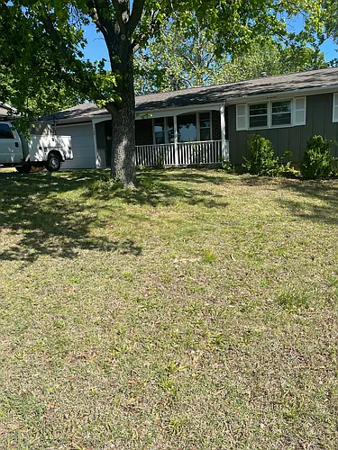 109 W Craig St Photo 1
