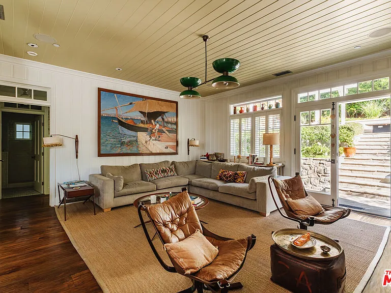 430 Mesa Rd — Photo 15