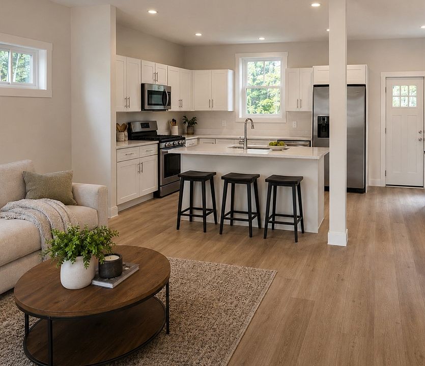 2nd image of 1405 Gar Hwy #11-B