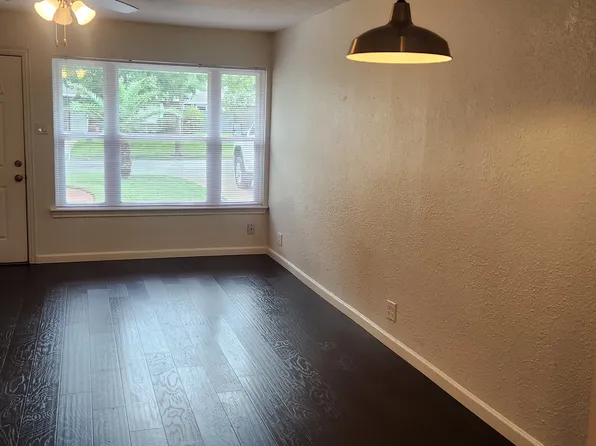 2506 Roy Cir, Houston, TX 77007