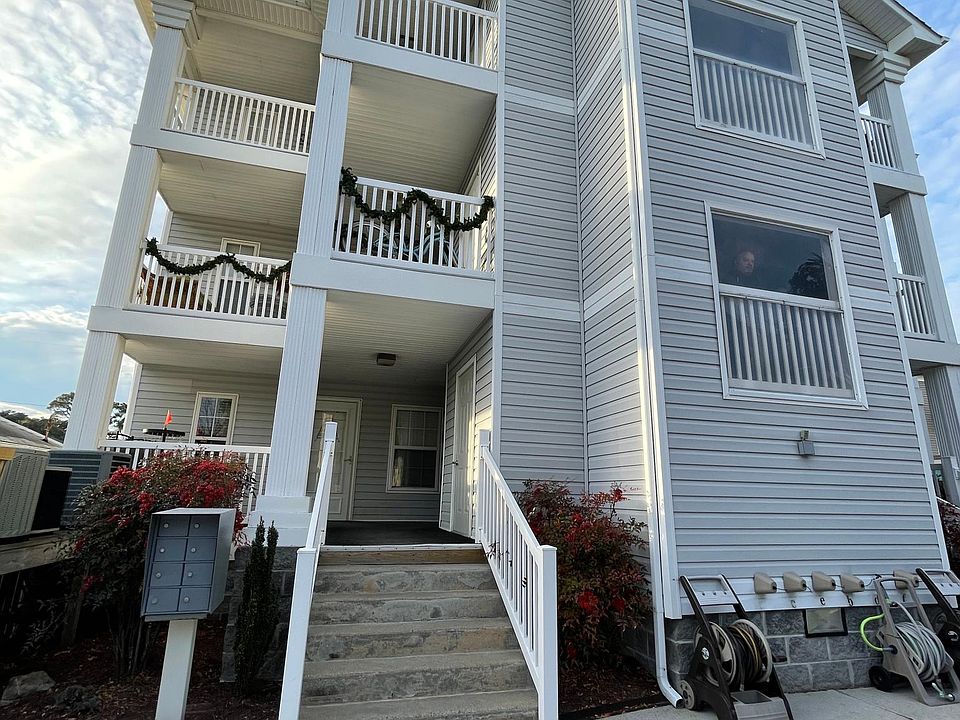 1st image of 9630 13th Bay St APT E