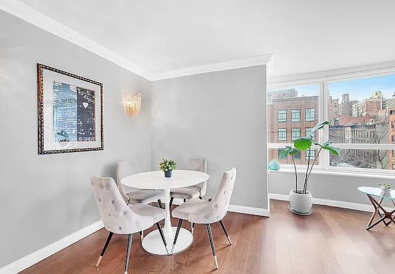 3rd image of 200 E 94th St APT 314