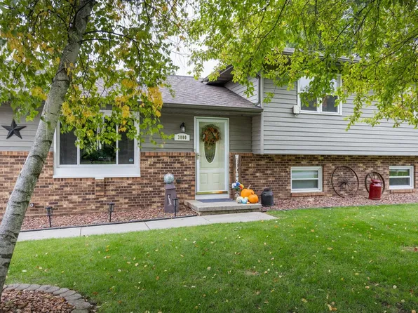 3800 Sunny Wood Dr, Deforest, WI 53532